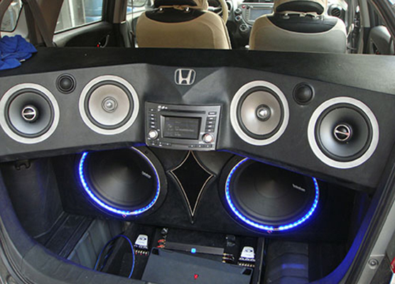 汽車?yán)劝咐?>
                                </div>
                                <p title=